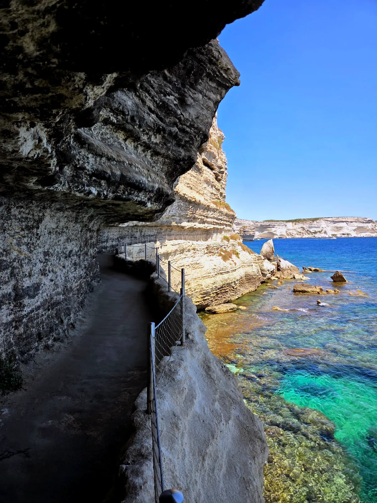 Rocas en el mar